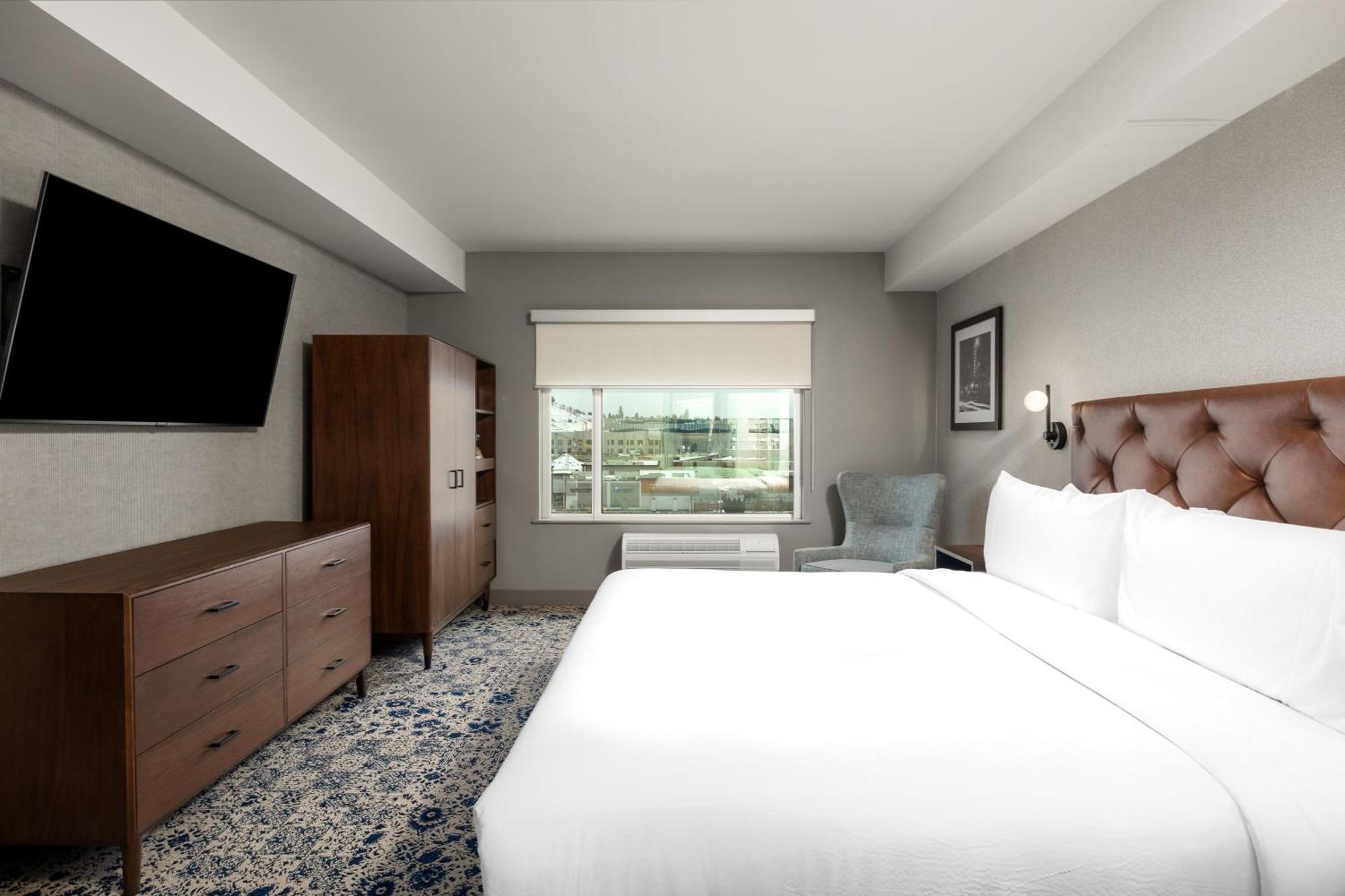 Four Points By Sheraton Kelowna Airport מראה חיצוני תמונה