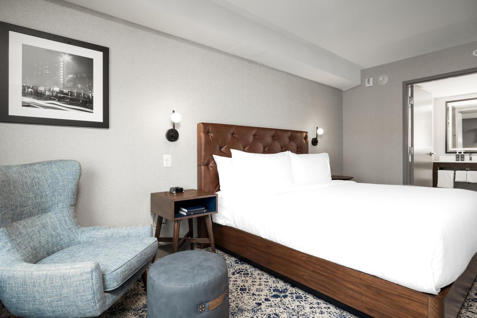 Four Points By Sheraton Kelowna Airport מראה חיצוני תמונה