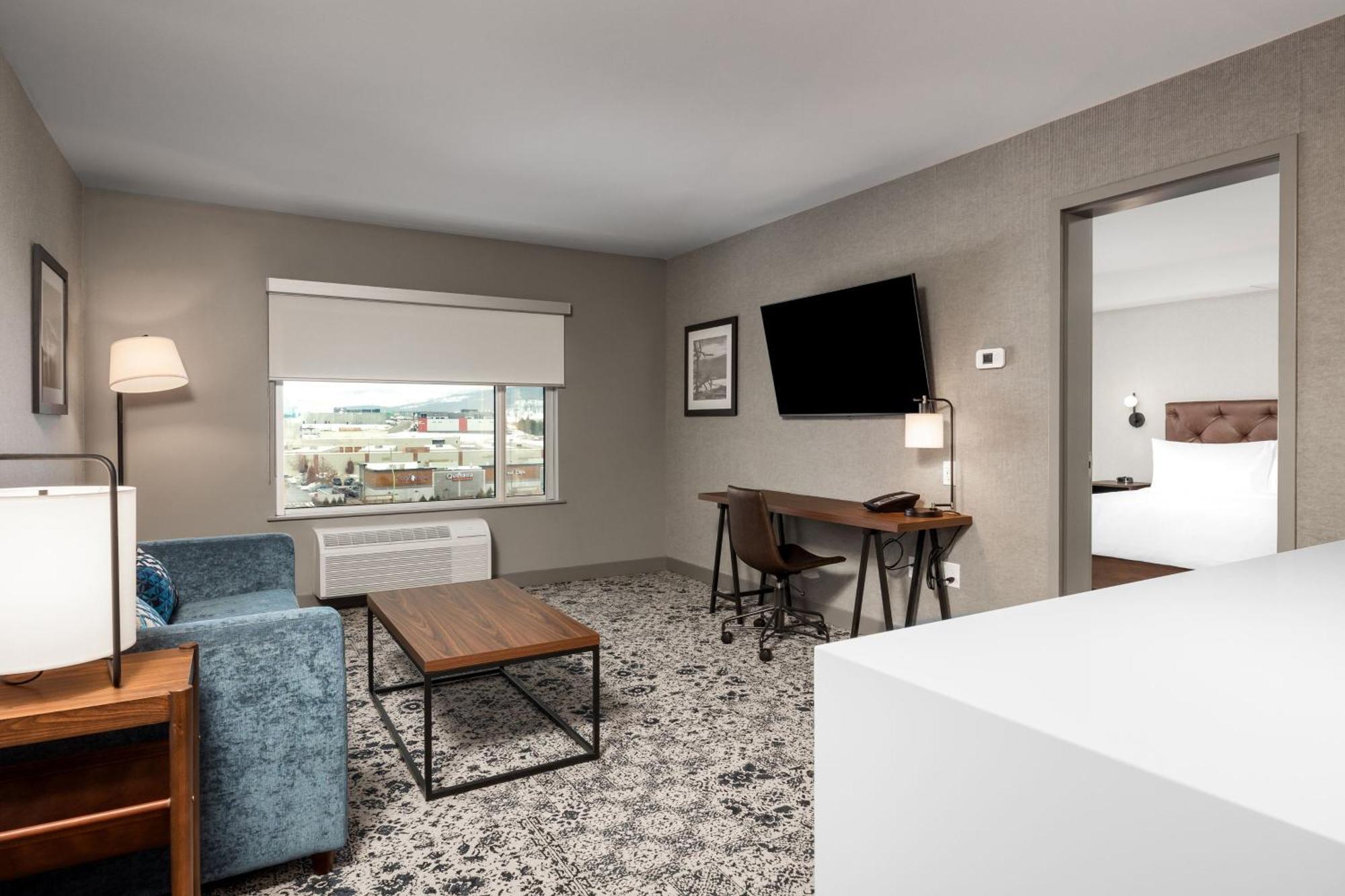 Four Points By Sheraton Kelowna Airport מראה חיצוני תמונה