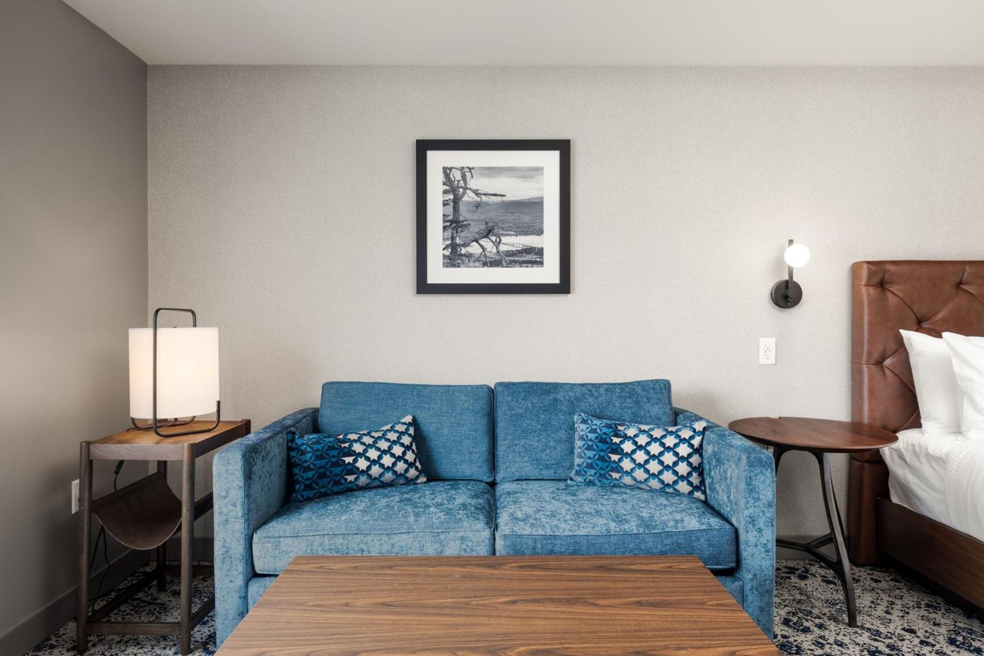 Four Points By Sheraton Kelowna Airport מראה חיצוני תמונה