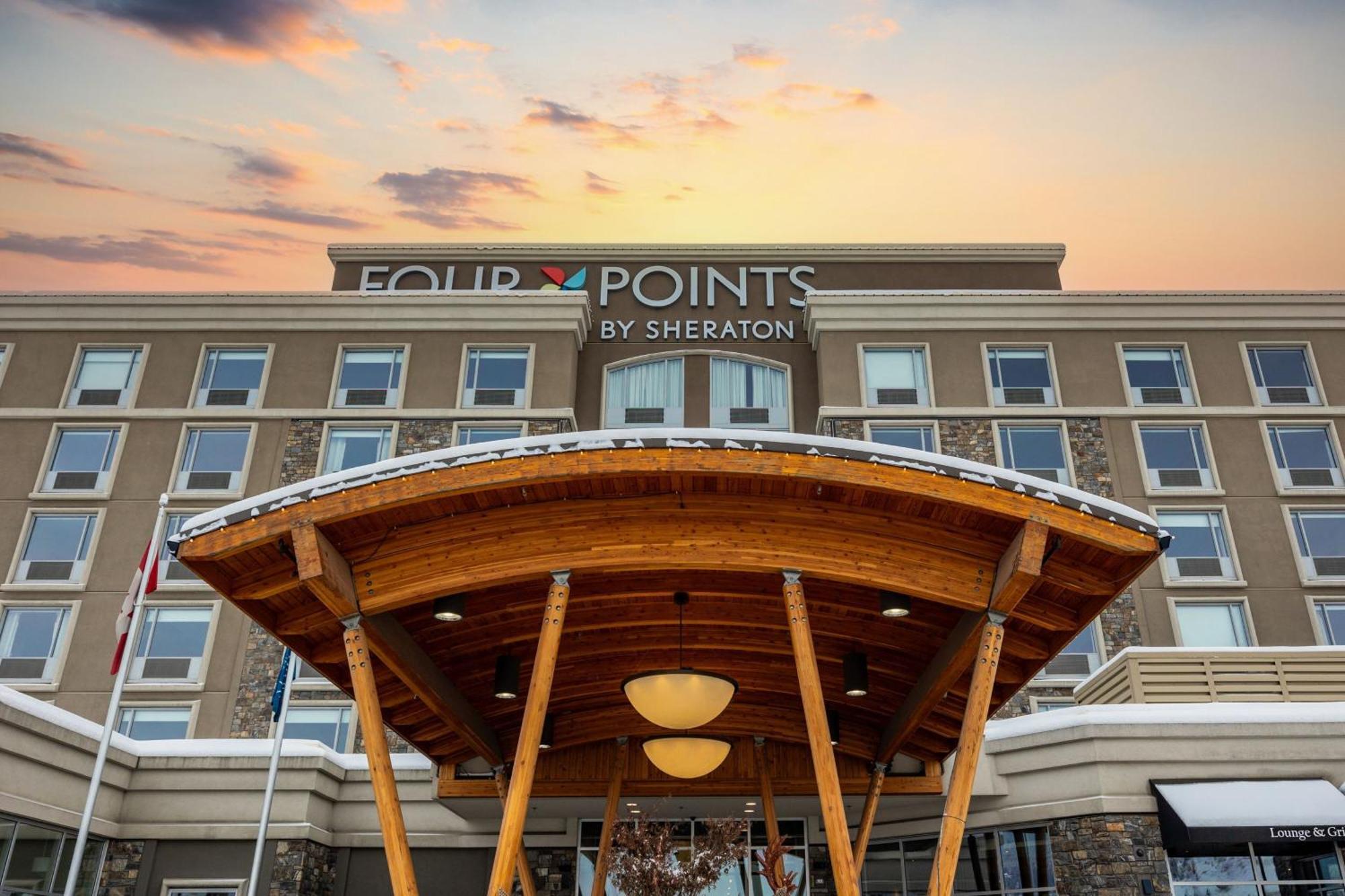 Four Points By Sheraton Kelowna Airport מראה חיצוני תמונה